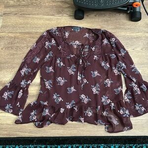 ⭐️Sheer top⭐️